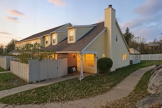 22 Creekside Ln, Centerville, UT 84014