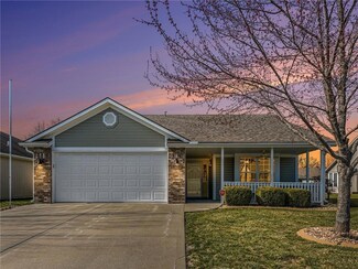 5420 S Coachman Ave, Independence, MO 64055