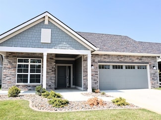 1022 NW Creekside Dr, Waukee, IA 50263