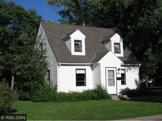 315 315 S Ramsey Ave, Litchfield, MN 55355