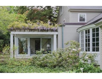 7 Dodges Row, Wenham, MA 01984