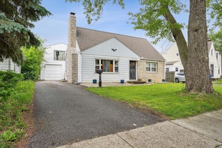 979 Westphal Ave, Columbus, OH 43227