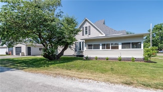 503 W Harrison St, Sullivan, IL 61951
