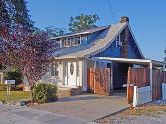 1126 N Court St, Redding, CA 96001
