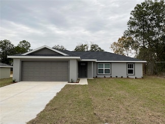 20 Locust Loop Dr, Ocala, FL 34472