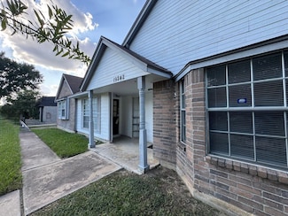 19242 Woodglen Dr, Katy, TX 77449