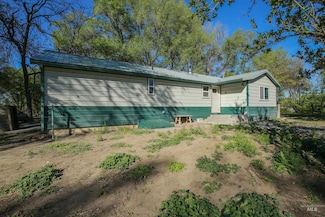 2010 U S 20, Vale, OR 97918