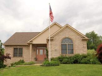 161 Warren Rd, Warrendale, PA 15086