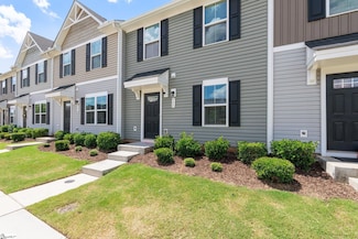 533 Hampton Townes Dr, Greenville, SC 29617