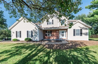 7389 Foghorn Ln, Northfield, OH 44067