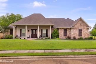 705 Brookwood Cir, Brandon, MS 39042
