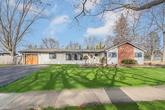3102 Saint James St, Rolling Meadows, IL 60008