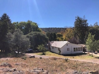 10000 Juan Miller Rd, Clifton, AZ 85533
