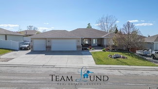 5102 Vista Way, Casper, WY 82601