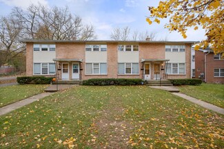 906 Carrier Creek Blvd NE, Grand Rapids, MI 49503