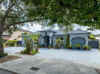 16523 NW 77th Path, Hialeah, FL 33016