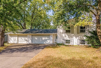 2008 Yellowstone Trail, Brooklyn Park, MN 55444