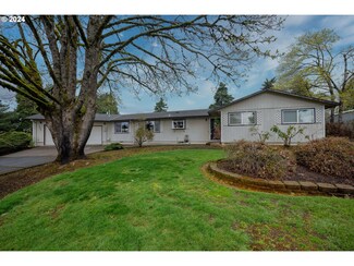 18233 SE Emi St, Damascus, OR 97089