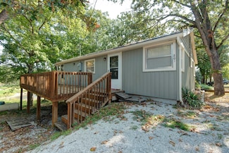 201 Laurel Ln, Reeds Spring, MO 65737