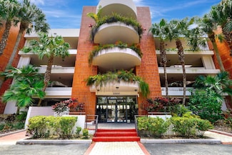 2300 Diana Dr Unit 203, Hallandale Beach, FL 33009