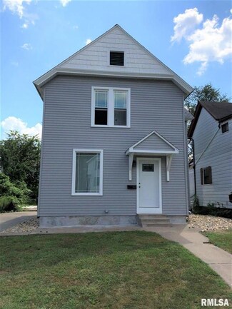 813 E 15th St, Davenport, IA 52803