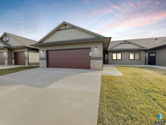 2028 S Sonoma Place, Sioux Falls, SD 57106
