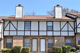 1247 Dallas Dr, Denton, TX 76205