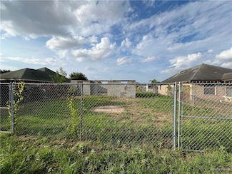 1019 W Garfield Ave, Mission, TX 78573