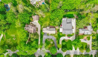 5820 High Dr, Mission Hills, KS 66208