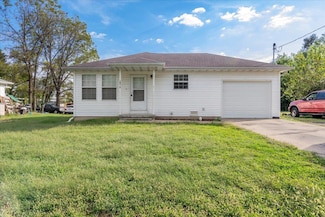 2916 W Chestnut St, Springfield, MO 65803