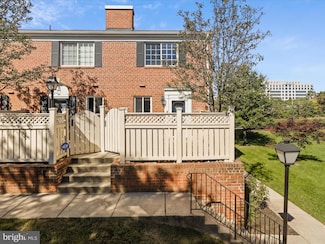 1627 N Van Dorn St, Alexandria, VA 22304