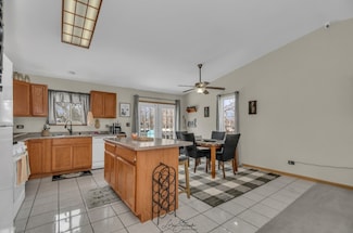 2032 Kristan Ave, North Chicago, IL 60064