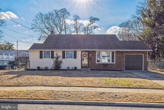 833 Drexel Ave, Delran, NJ 08075