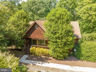 386 Gunpowder Ln, Inwood, WV 25428