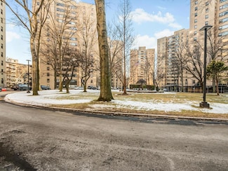 5 Fordham Hill Oval Unit 5a, Bronx, NY 10468