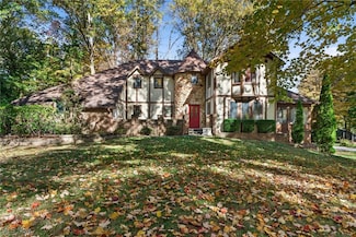 1585 Kent St, Kent, OH 44240