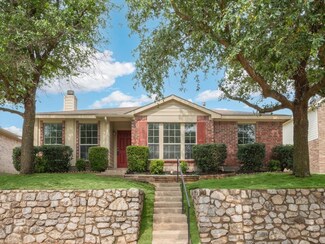 2949 Midbury Dr, Lancaster, TX 75134