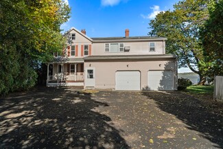 77 1st Ave, West Haven, CT 06516