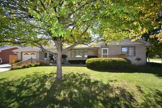525 Clark St, Hinckley, IL 60520