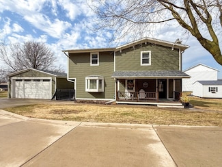 N6501 Orchard Heights Rd, Delavan, WI 53115
