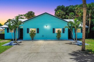 2132 NE Pelican Terrace, Jensen Beach, FL 34957