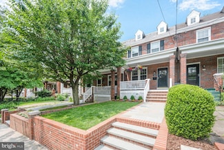 2220 38th St NW, Washington, DC 20007