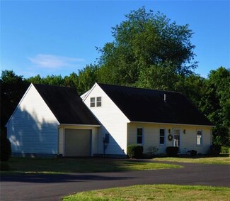 595 Ocean St Unit 8, South Portland, ME 04106