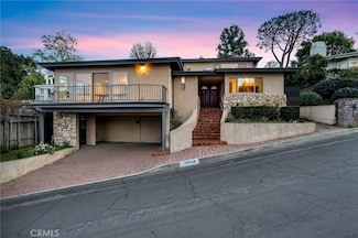 15470 Longbow Dr, Sherman Oaks, CA 91403