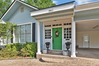 842 Elmwood St, Shreveport, LA 71104
