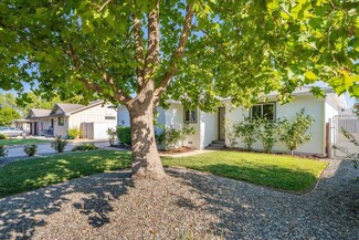 5665 Cascade Dr, Redding, CA 96003