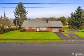 414 W Scott St, Aberdeen, WA 98520