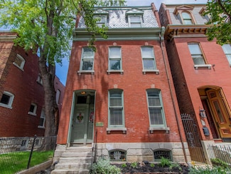 1223 Sidney St, Saint Louis, MO 63104
