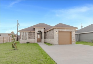 813 Dove St, Alamo, TX 78516