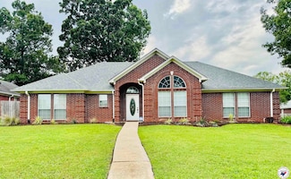 5611 Forest Bend Ln, Texarkana, AR 71854